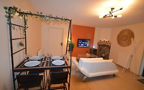 Logement Cosy Et Moderne